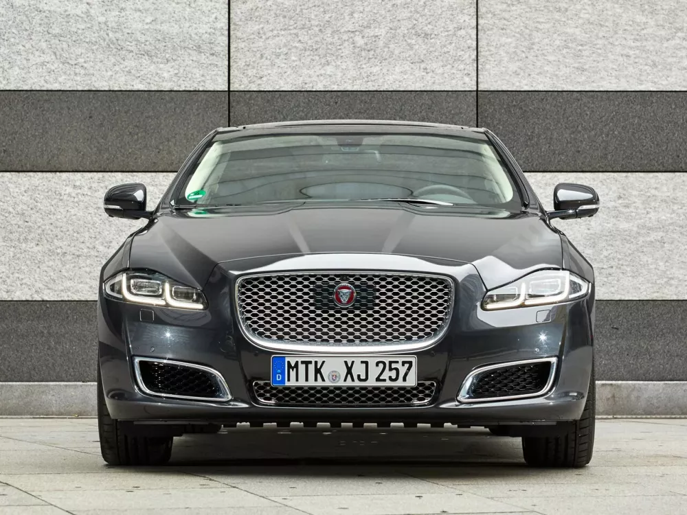 Автомобиль Jaguar XJ IV (X351) Рестайлинг Седан Long