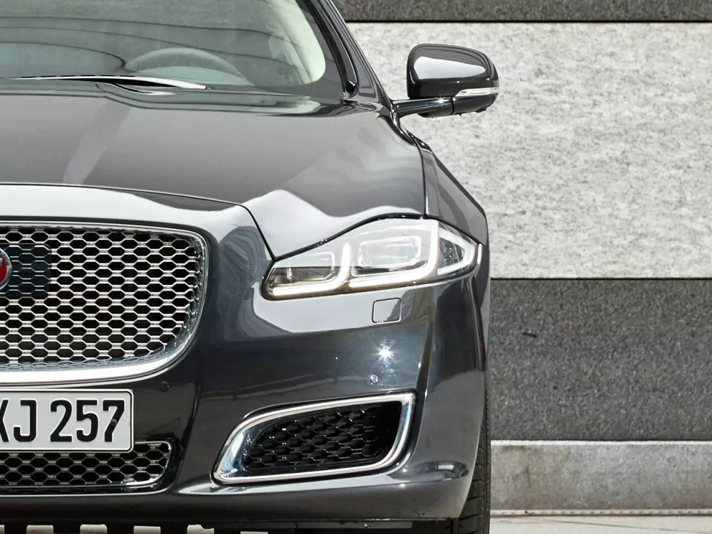 Автомобиль Jaguar XJ IV (X351) Рестайлинг Седан Long
