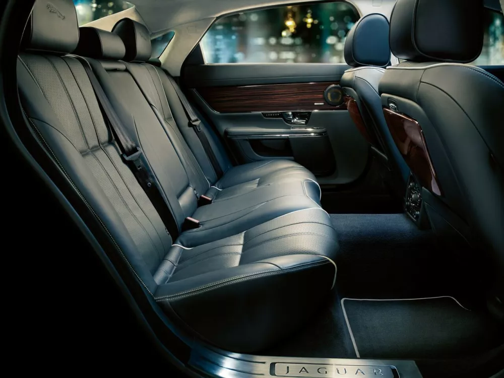 Автомобиль Jaguar XJ IV (X351) Седан
