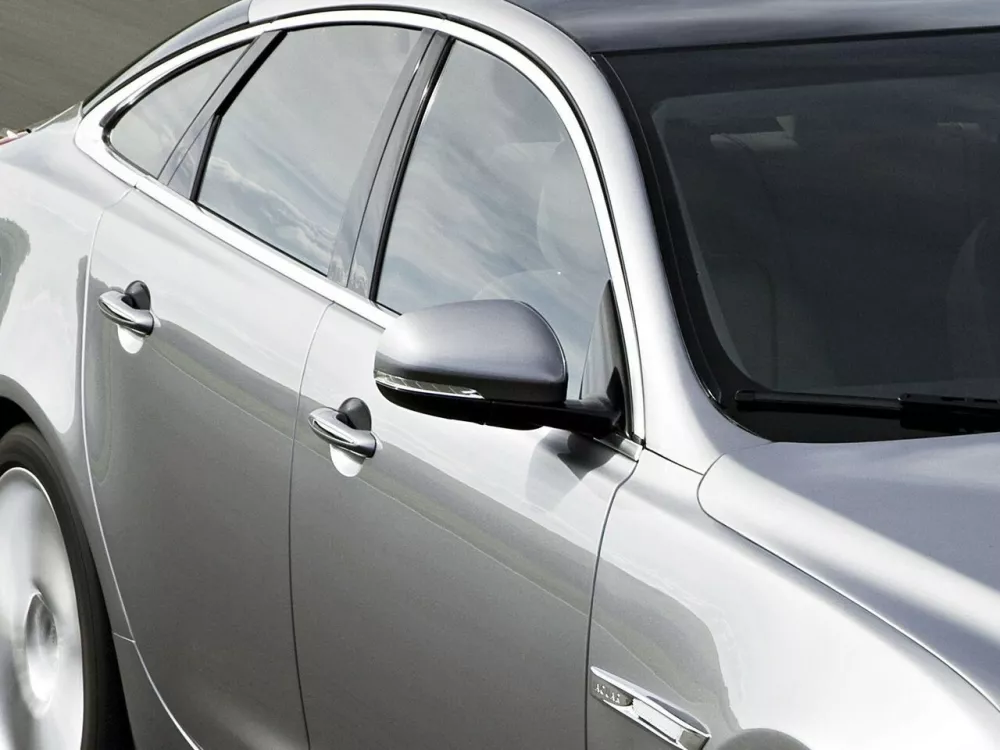 Автомобиль Jaguar XJ IV (X351) Седан