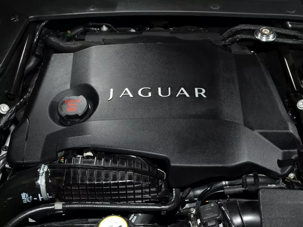 Автомобиль Jaguar XJ IV (X351) Седан Long