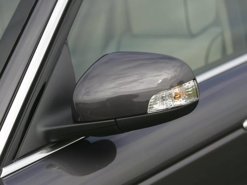 Автомобиль Jaguar XJ III (X350/X358) Седан