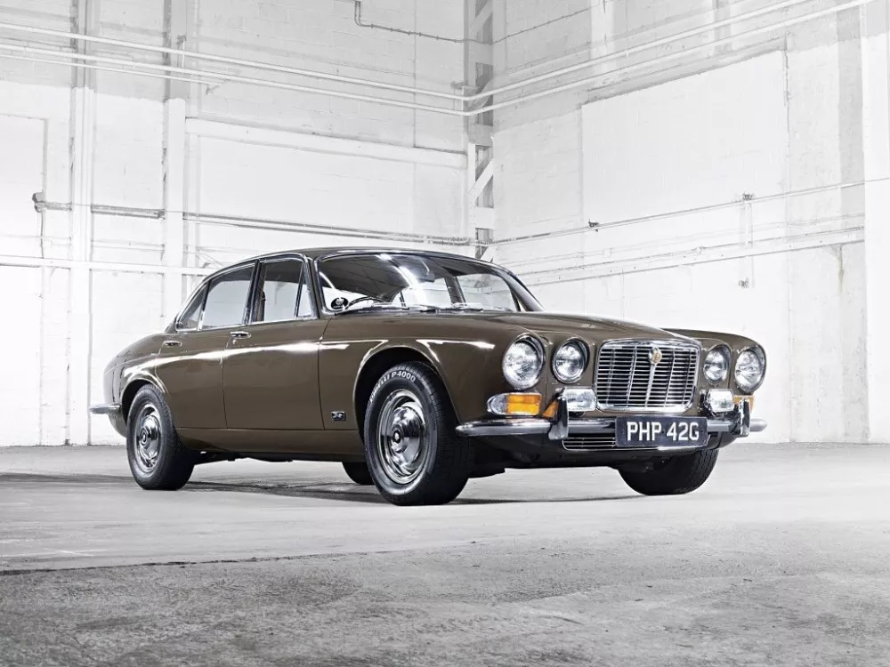 Автомобиль Jaguar XJ I (Series 1) Седан