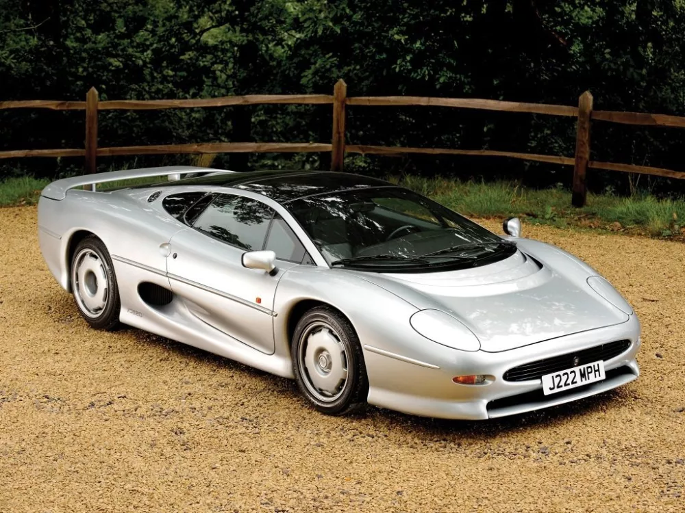 Автомобиль Jaguar XJ220 Купе
