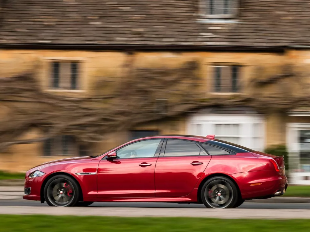 Автомобиль Jaguar XJR IV (X351) Рестайлинг Седан