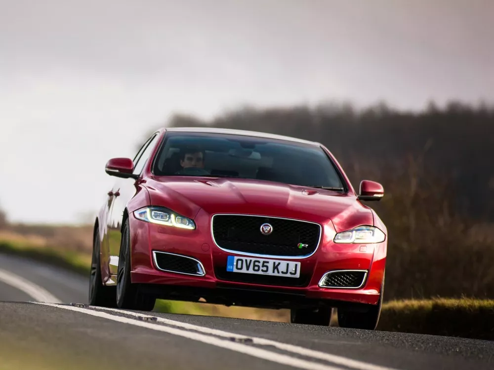 Автомобиль Jaguar XJR IV (X351) Рестайлинг Седан
