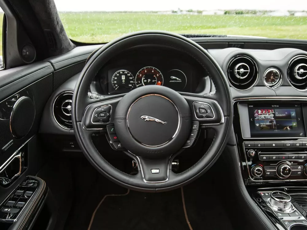 Автомобиль Jaguar XJR IV (X351) Рестайлинг Седан
