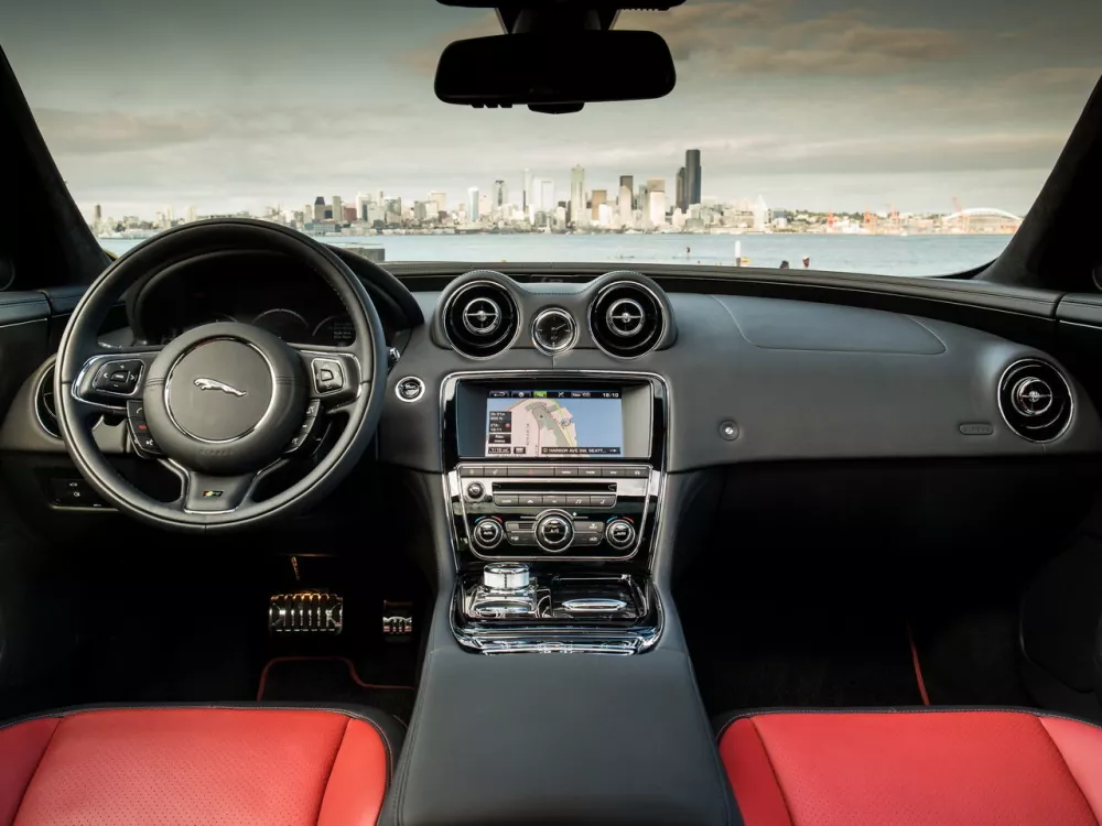 Автомобиль Jaguar XJR IV (X351) Седан