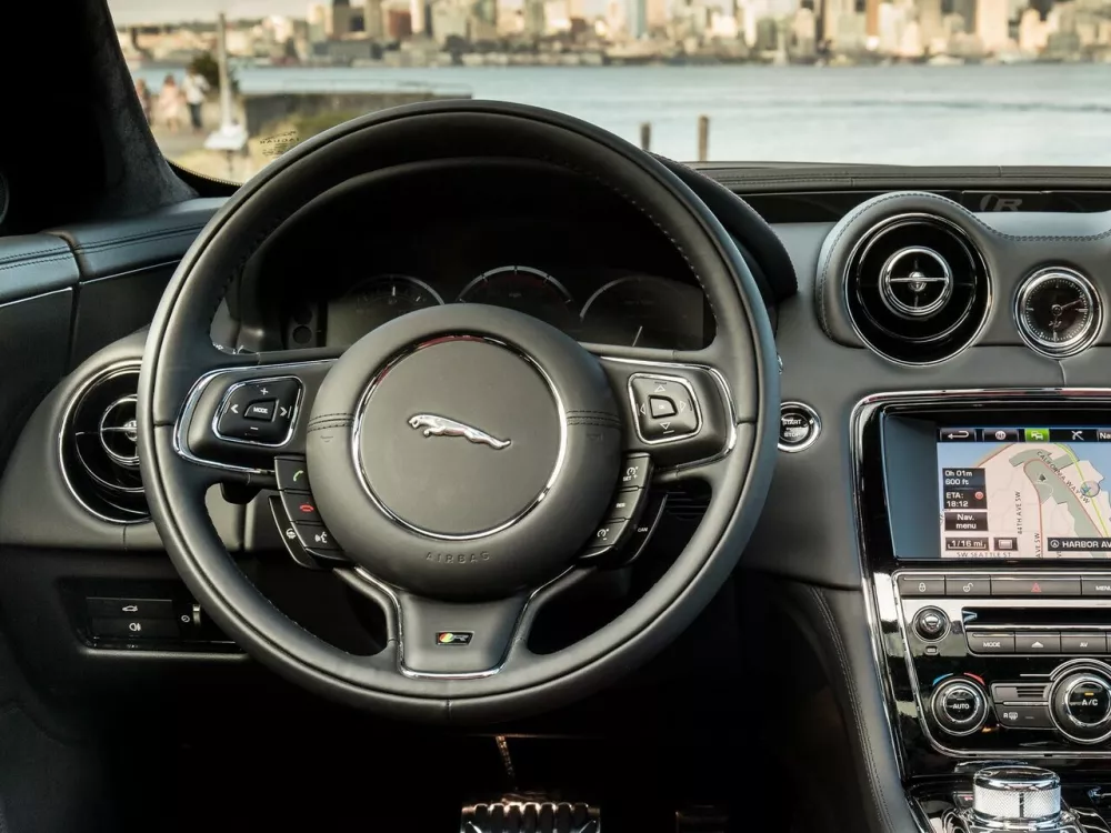 Автомобиль Jaguar XJR IV (X351) Седан