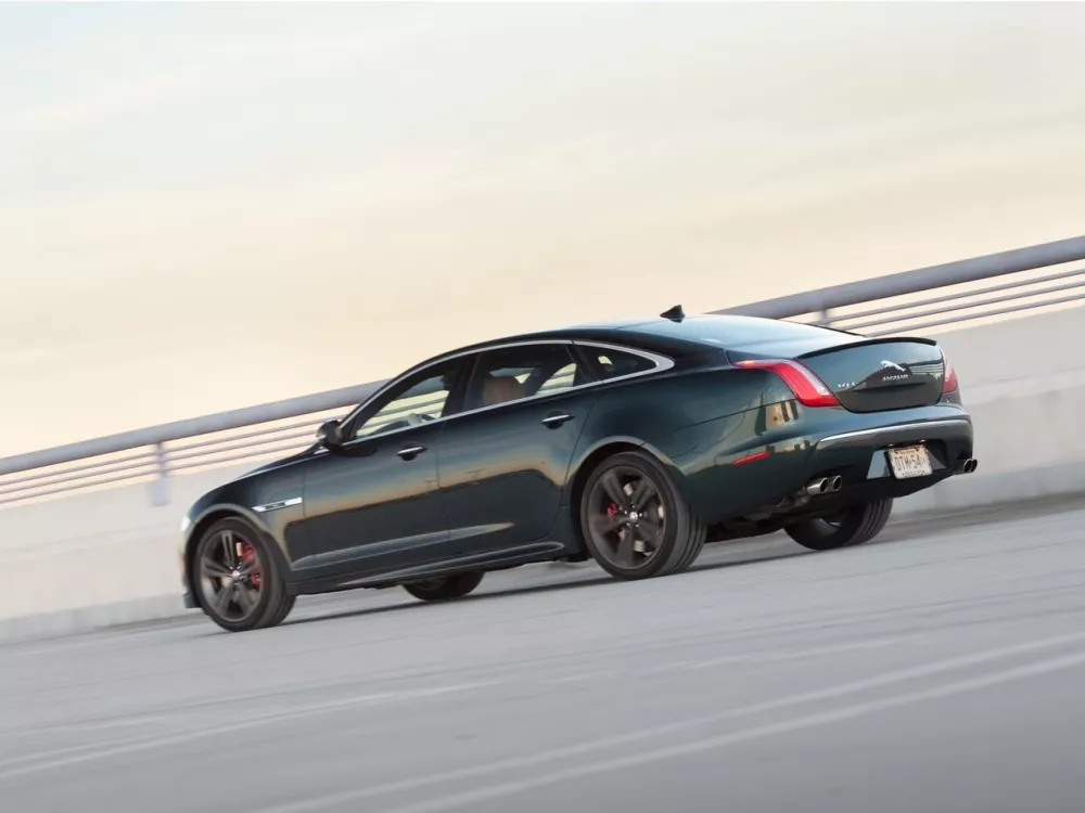 Автомобиль Jaguar XJR IV (X351) Седан Long
