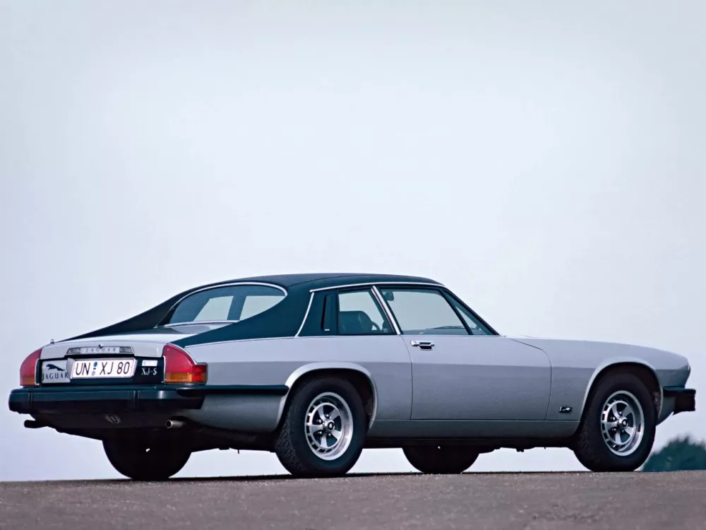 Автомобиль Jaguar XJS Series 2 Купе