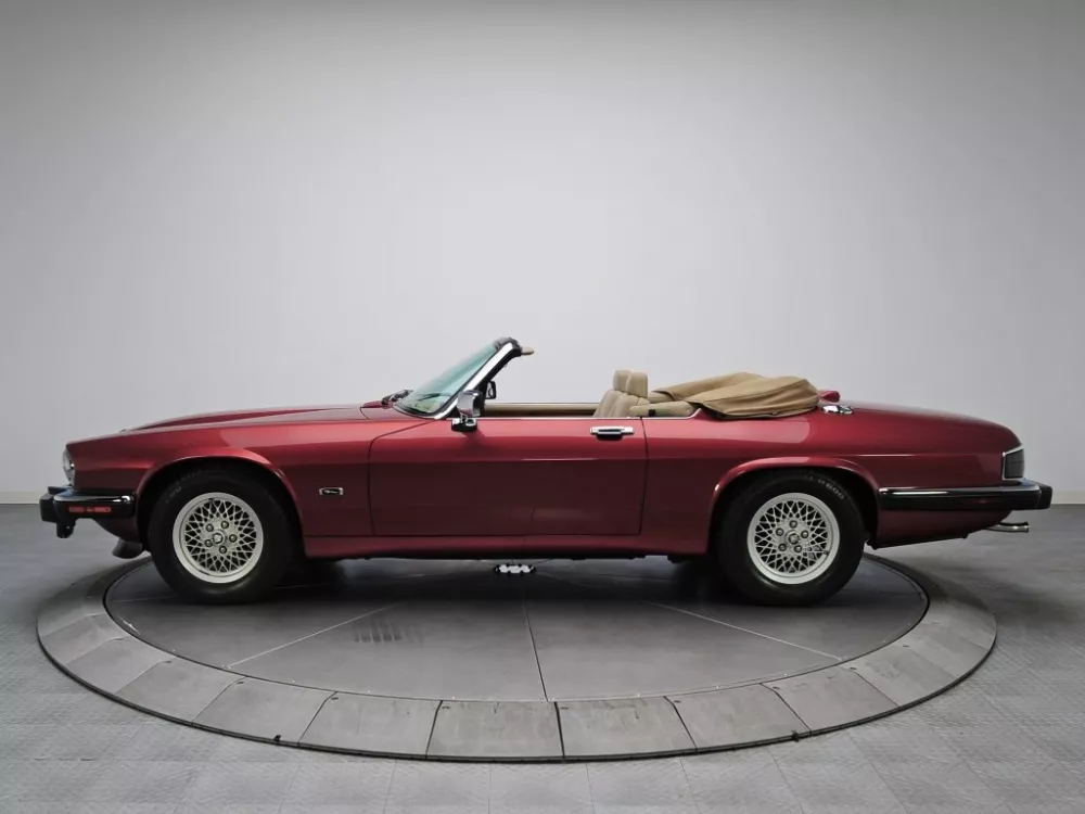 Автомобиль Jaguar XJS Series 3 Кабриолет