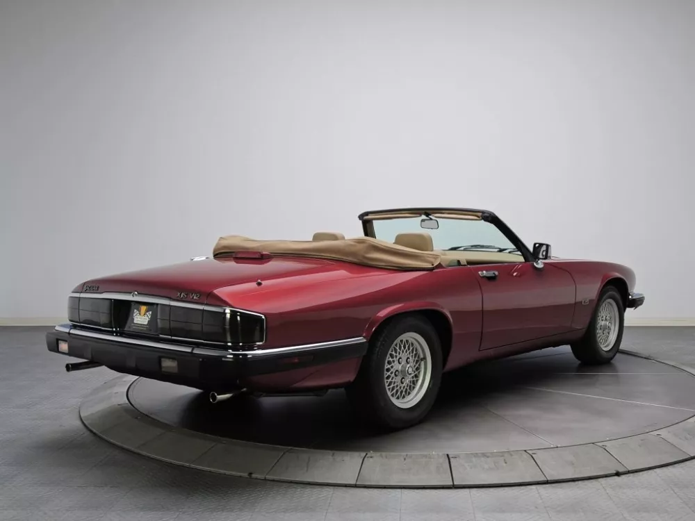 Автомобиль Jaguar XJS Series 3 Кабриолет