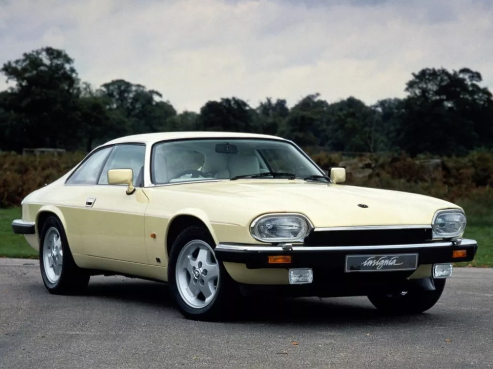 Автомобиль Jaguar XJS Series 3 Купе