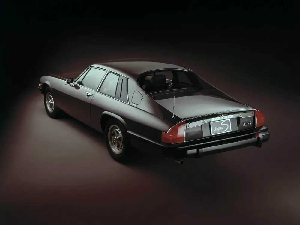 Автомобиль Jaguar XJS Series 1 Купе