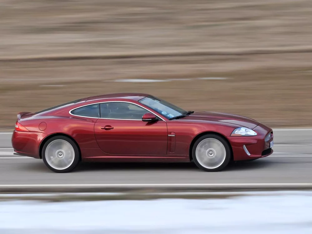 Автомобиль Jaguar XK II Рестайлинг 1 Купе