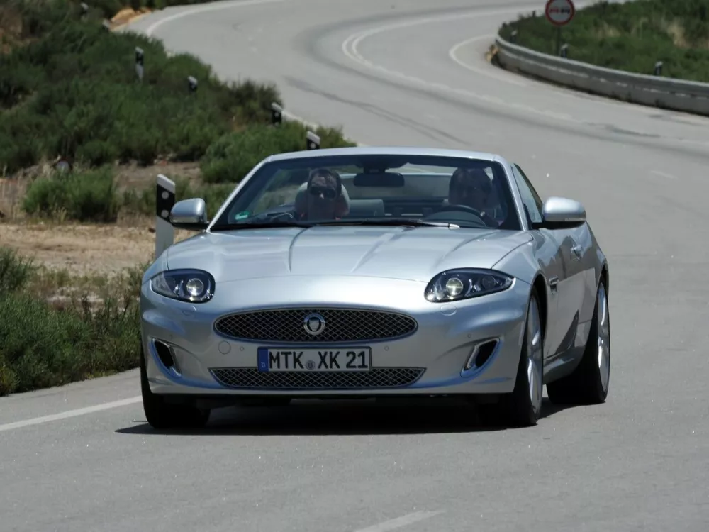 Автомобиль Jaguar XK II Рестайлинг 2 Кабриолет