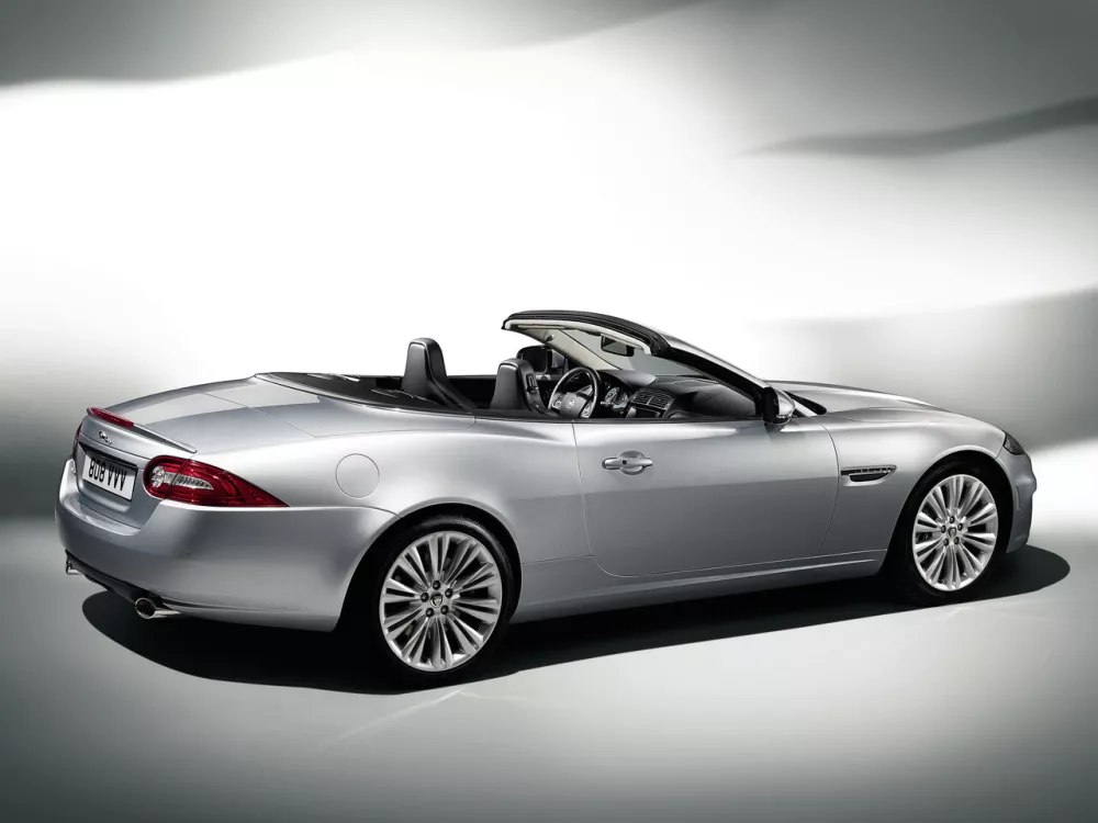 Автомобиль Jaguar XK II Рестайлинг 2 Кабриолет