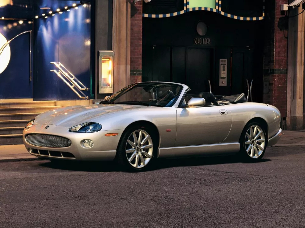Автомобиль Jaguar XK I Рестайлинг Кабриолет