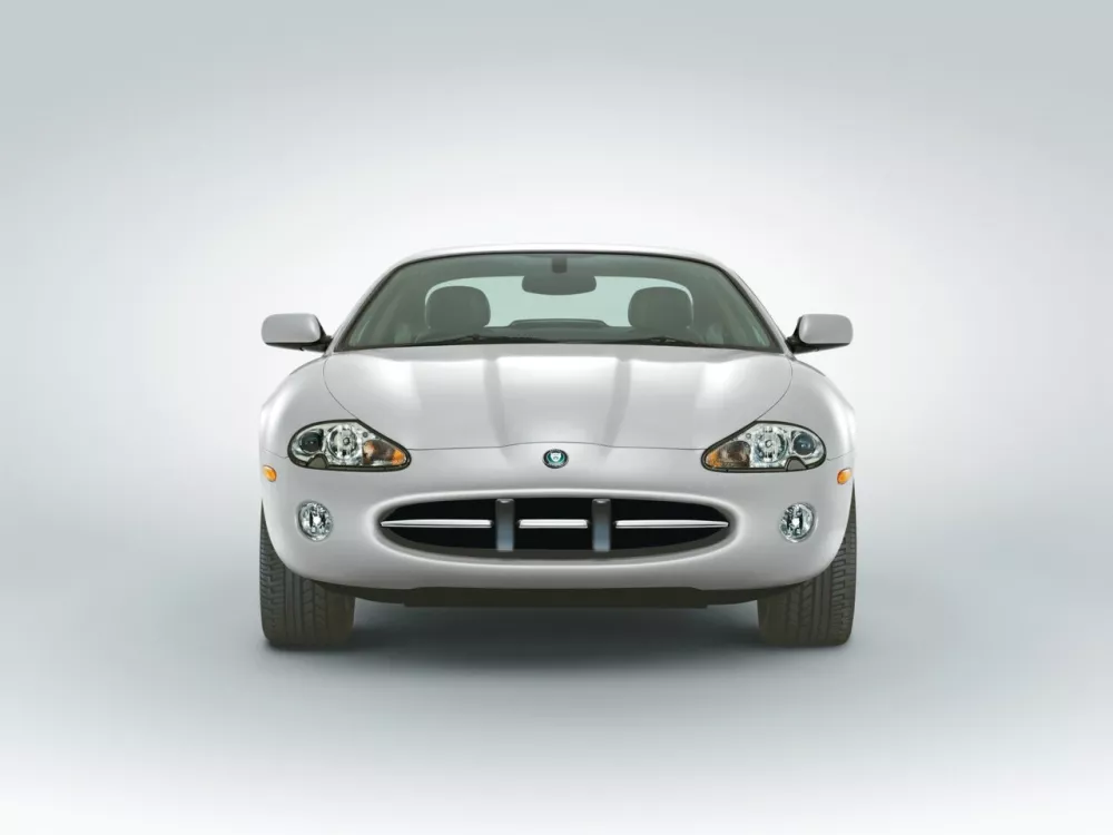 Автомобиль Jaguar XK I Купе