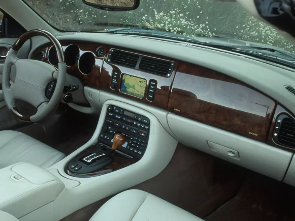 Автомобиль Jaguar XK I Кабриолет