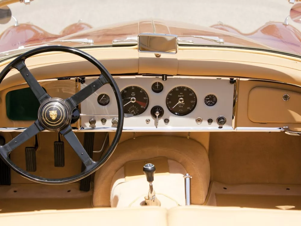Автомобиль Jaguar XK XK150 Кабриолет