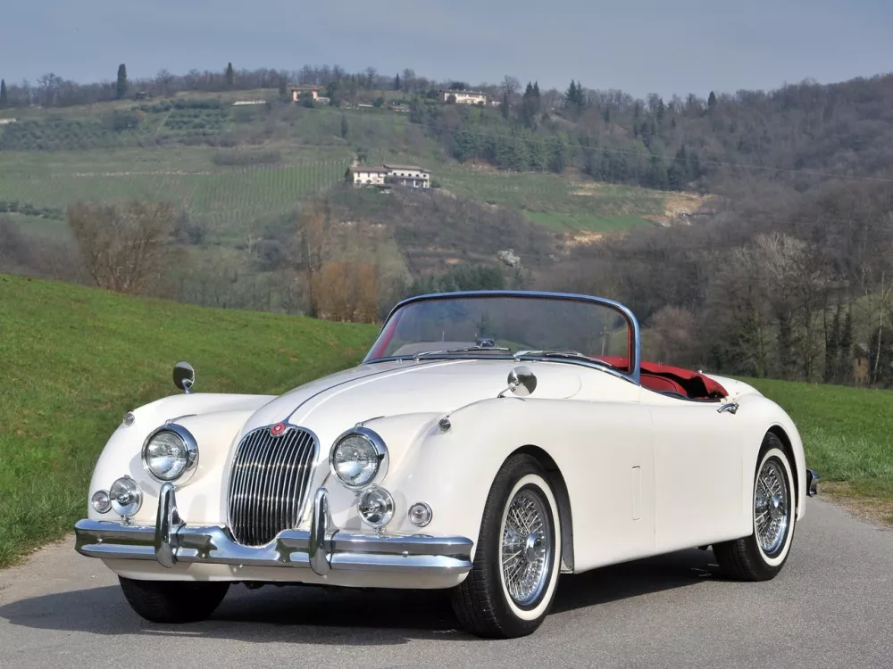 Автомобиль Jaguar XK XK150 Родстер