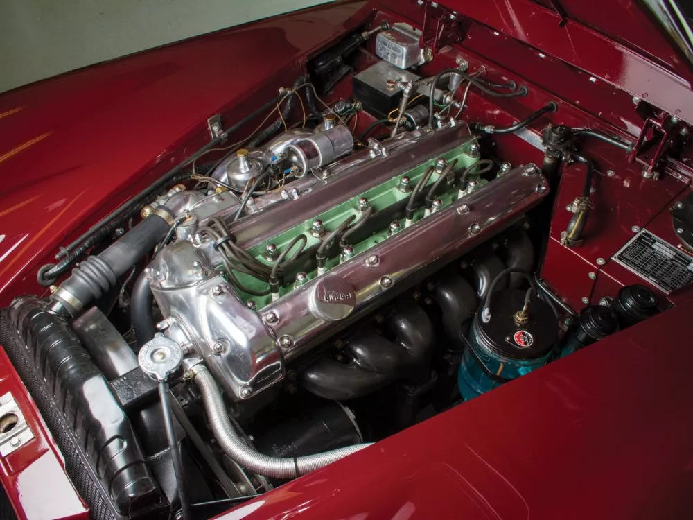 Автомобиль Jaguar XK XK150 Купе