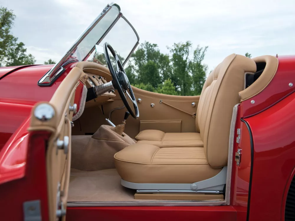 Автомобиль Jaguar XK XK140 Родстер