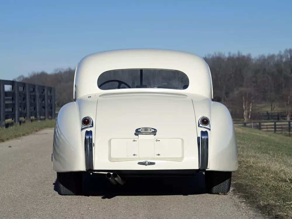 Автомобиль Jaguar XK XK120 Купе