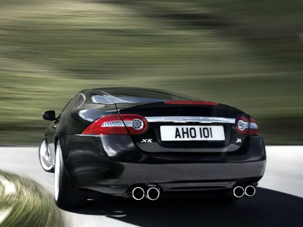 Автомобиль Jaguar XKR II Рестайлинг 1 Купе