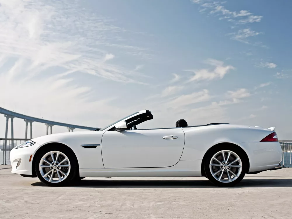 Автомобиль Jaguar XKR II Рестайлинг 2 Кабриолет