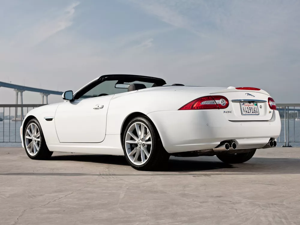 Автомобиль Jaguar XKR II Рестайлинг 2 Кабриолет
