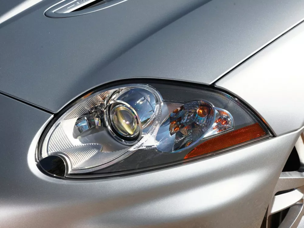 Автомобиль Jaguar XKR II Рестайлинг 1 Купе