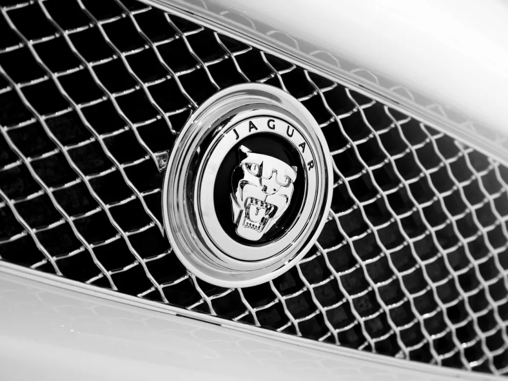 Автомобиль Jaguar XKR II Рестайлинг 1 Купе
