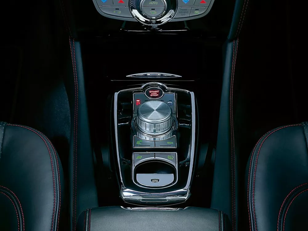 Автомобиль Jaguar XKR II Рестайлинг 1 Купе