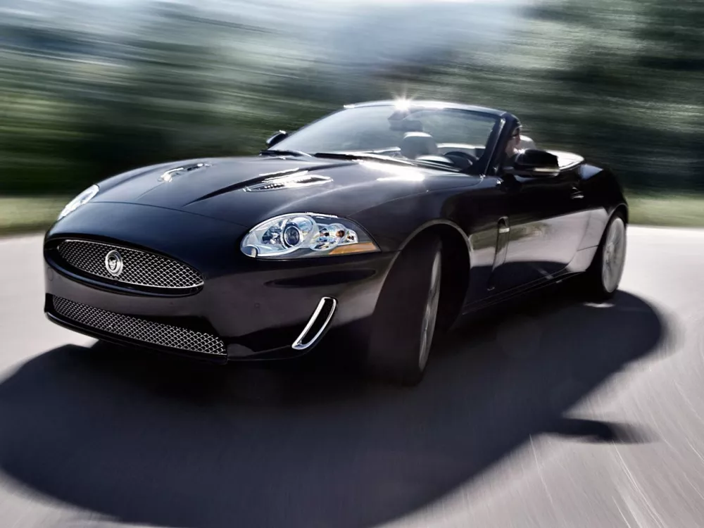 Автомобиль Jaguar XKR II Рестайлинг 1 Кабриолет