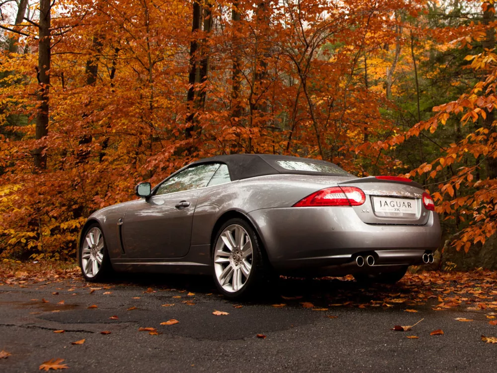 Автомобиль Jaguar XKR II Рестайлинг 1 Кабриолет