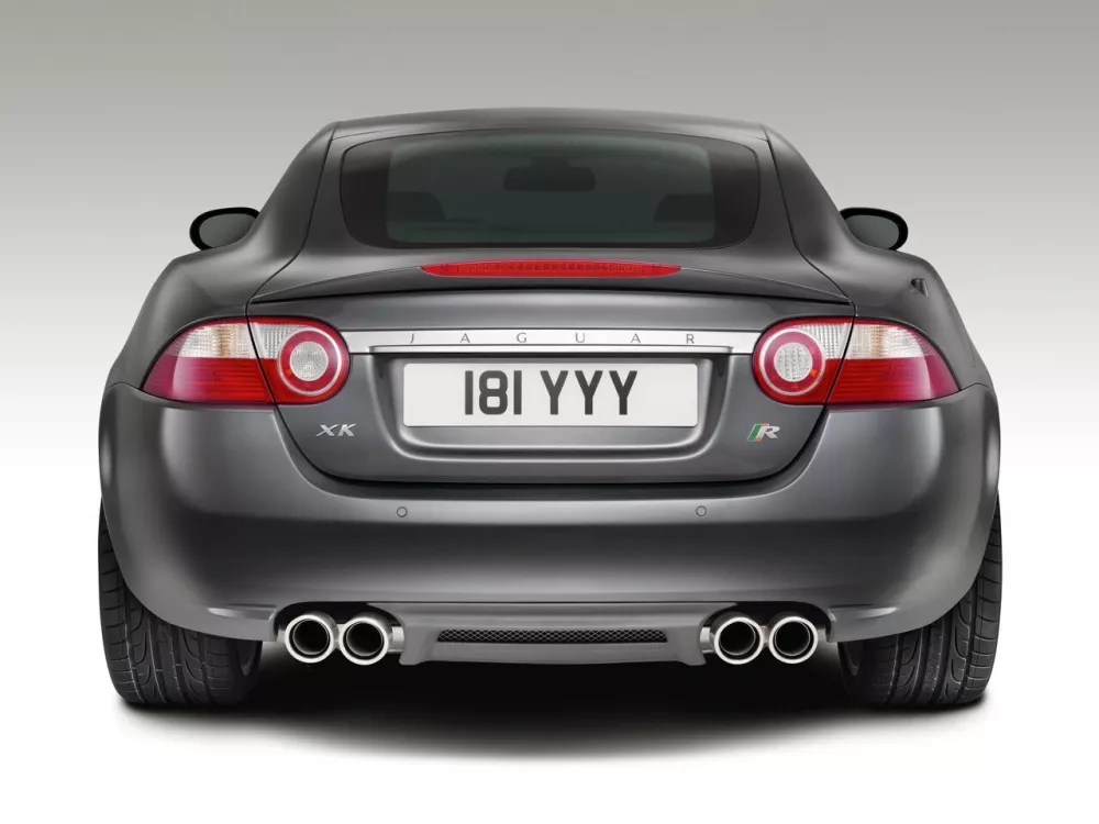 Автомобиль Jaguar XKR II Купе