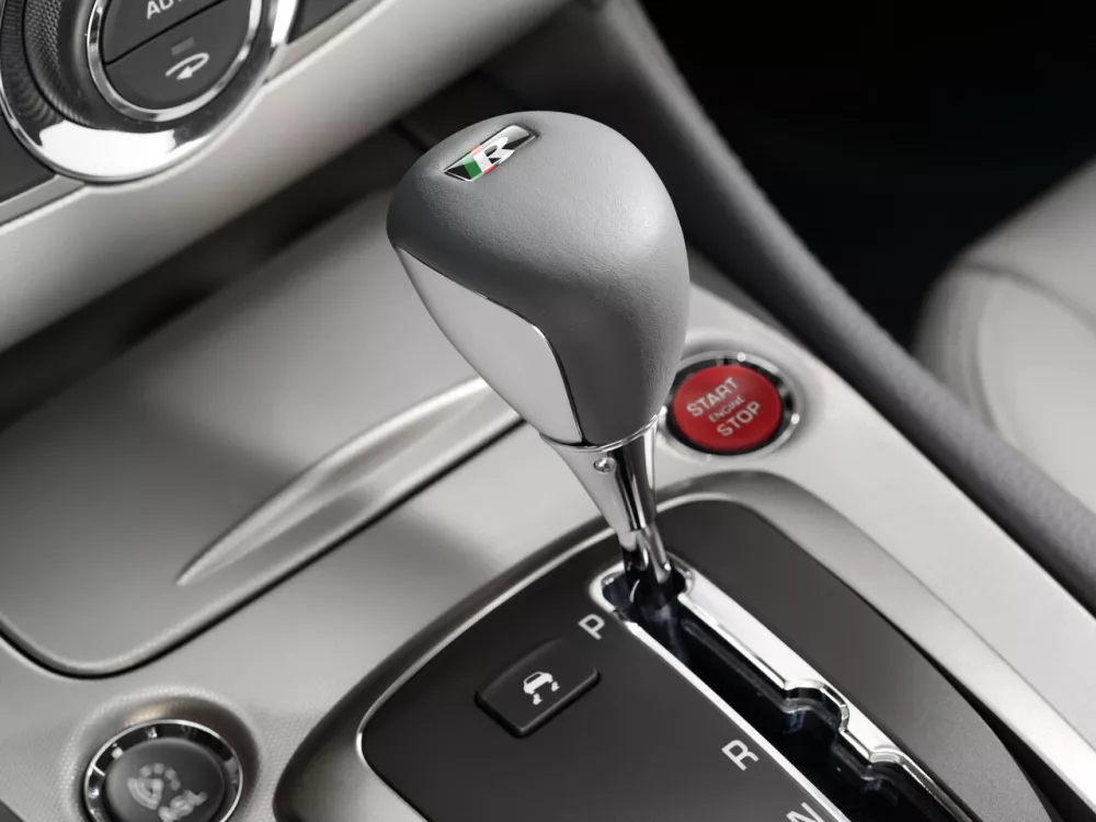 Автомобиль Jaguar XKR II Купе