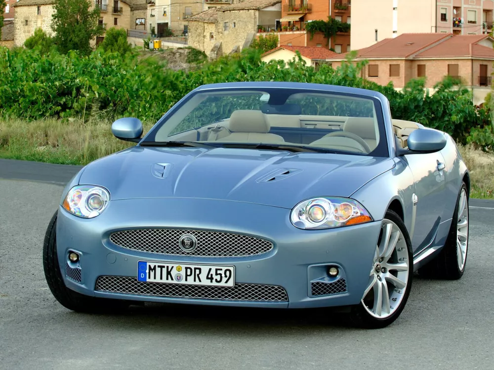 Автомобиль Jaguar XKR II Кабриолет