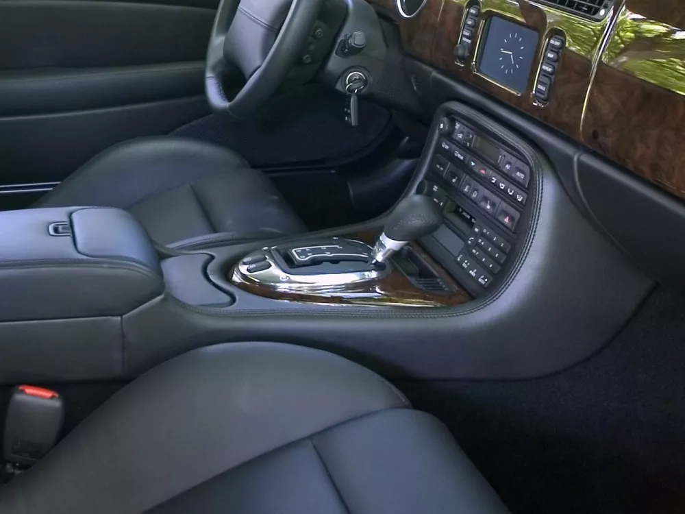 Автомобиль Jaguar XKR I Рестайлинг Купе