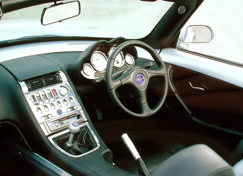 Автомобиль Jensen S-V8 Родстер