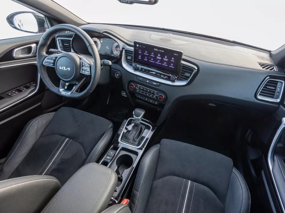 Автомобиль Kia Ceed III Рестайлинг Универсал (5 дверей)
