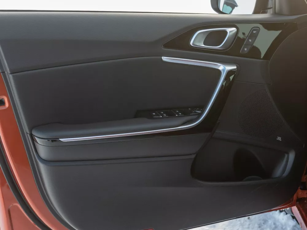 Автомобиль Kia Ceed III Рестайлинг Универсал (5 дверей)