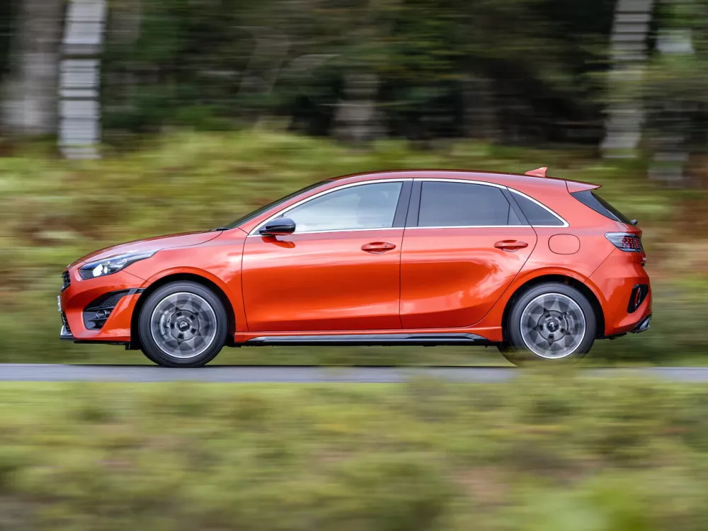 Автомобиль Kia Ceed III Рестайлинг Хэтчбек (5 дверей)