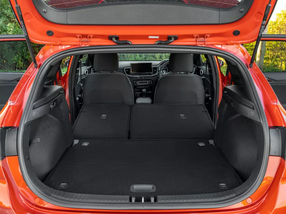 Автомобиль Kia Ceed III Рестайлинг Хэтчбек (5 дверей)