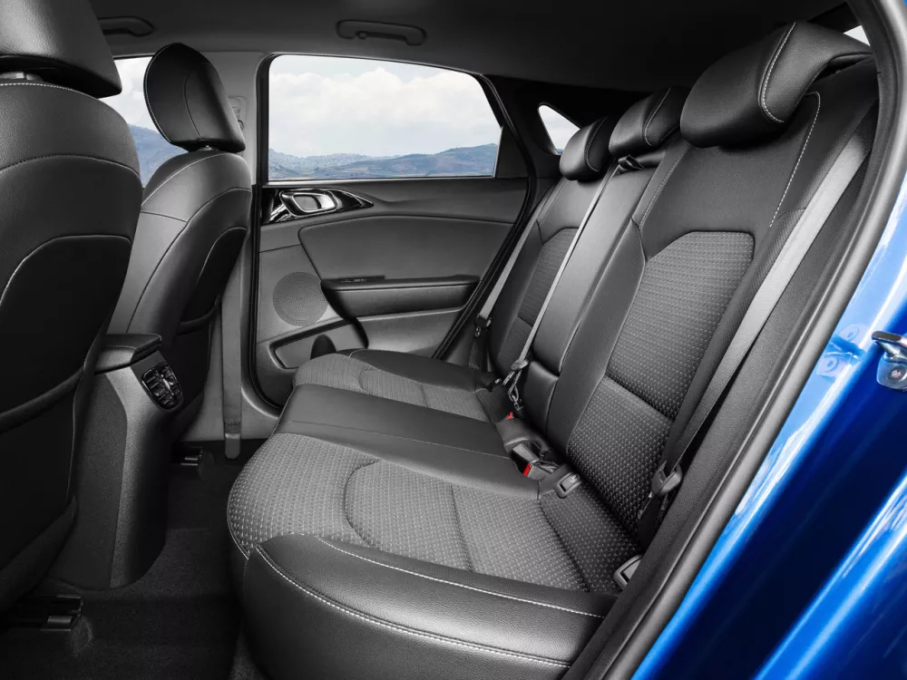 Автомобиль Kia Ceed III Хэтчбек (5 дверей)