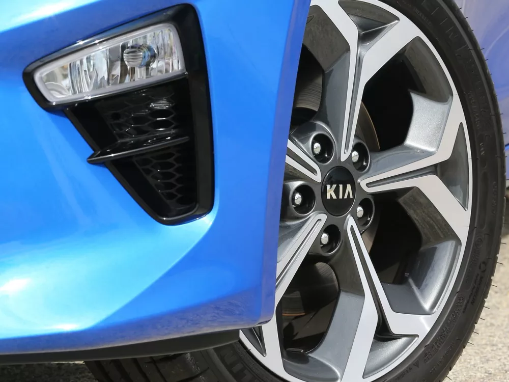 Автомобиль Kia Ceed III Хэтчбек (5 дверей)