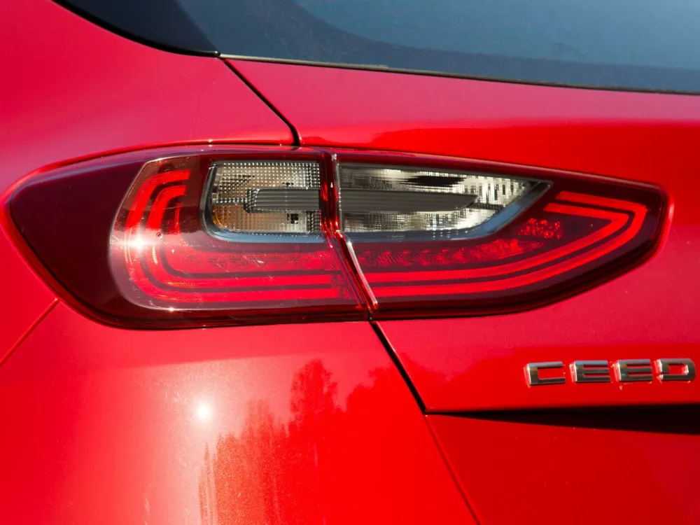 Автомобиль Kia Ceed III Хэтчбек (5 дверей)